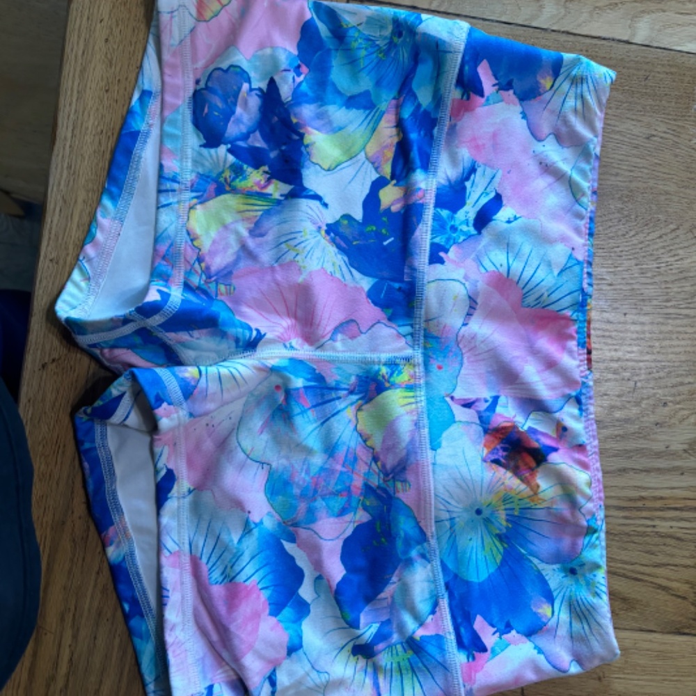 Fleo shorts large